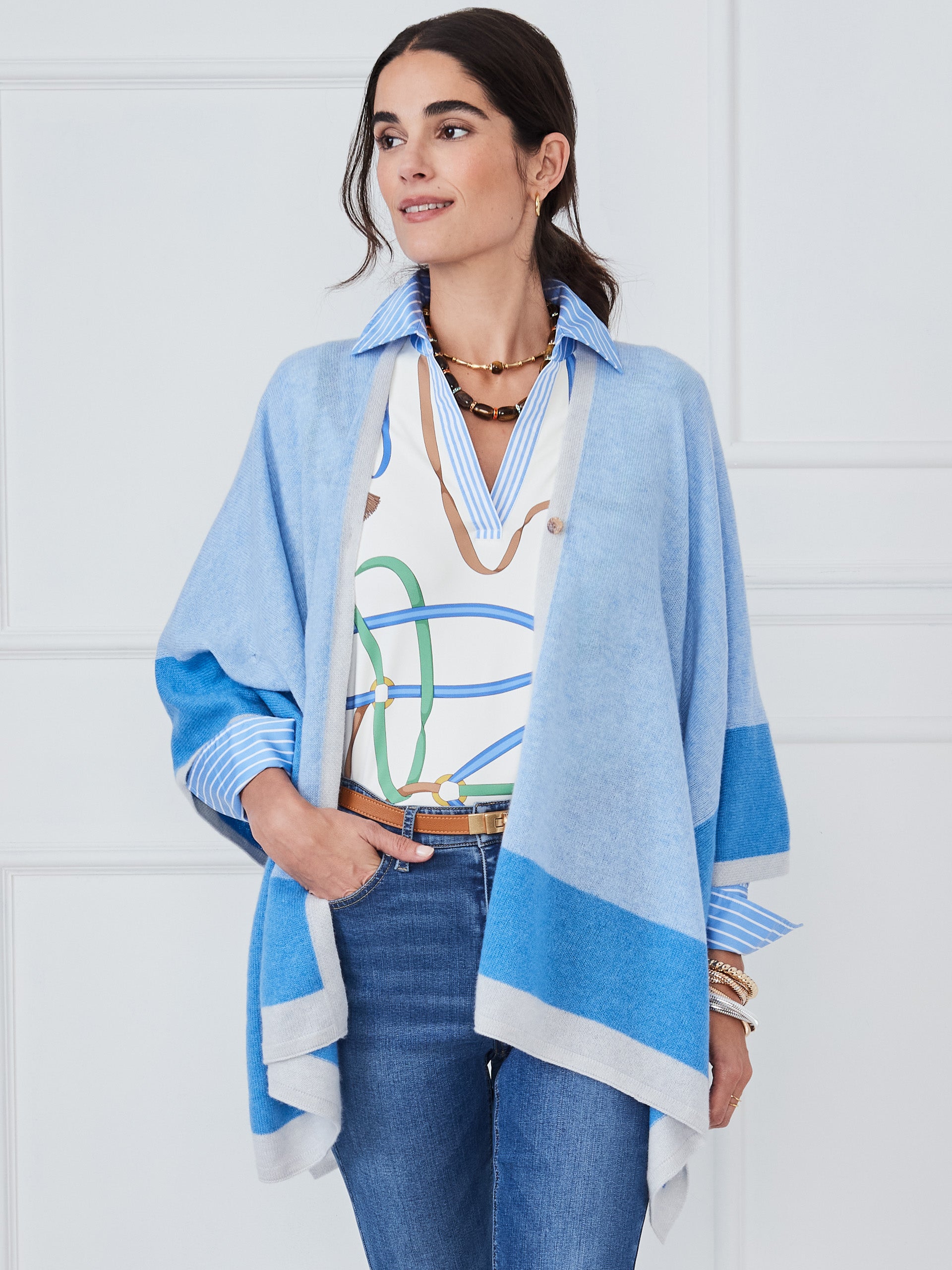 naomi_0228102038_colorblock_blue_navy_off_white_011
